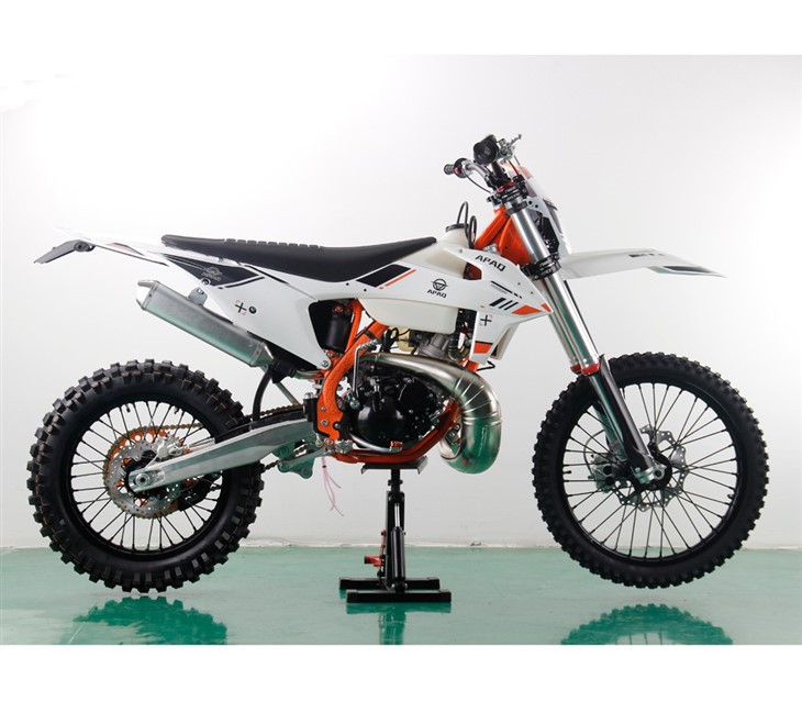 NC 250cc Water Cooled 2 Stroke Dirt Bike For Adult